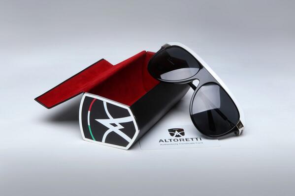 Altoretti's tweet image. Lentes que ayudarán a completar tu look #TeachingYouHowToDress