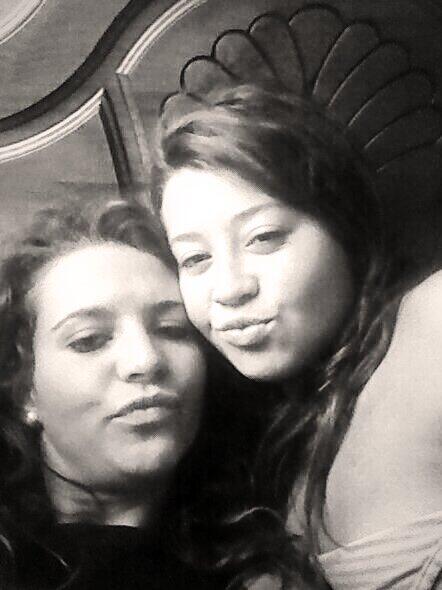 Pues aqui con <a href="/MariloQuesada/">  ..MaRiLoLi.. ^^ </a>.. #Comolaquiero=)