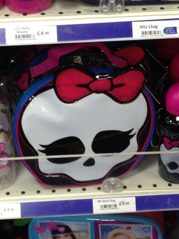 Dangrumpyoldgit's tweet image. Not barbie or hello kitty or fairy princess, nope, none of that. Maybe my daughter's a bit more 'me' than I thought