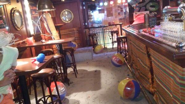 JA zekers VANAVOND!!! Beach party in café de zeevaert!!