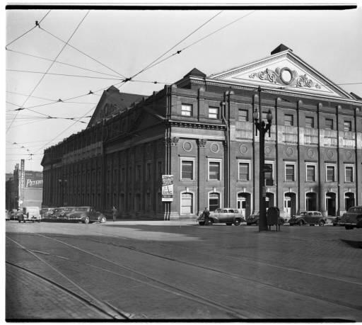 Old Omaha City Auditorium at 15th and Howard. Opened 1904. Image circa 1940. #Omaha