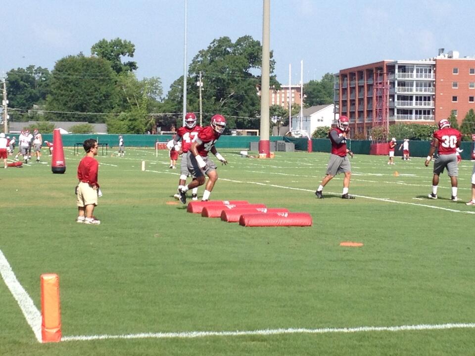 BQrA1tJCAAAP6Ab.jpg:large