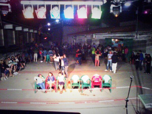 MOfMyKalima's tweet photo. Primera foto de la noche! #MisteryOfMusicenRubideBracamonte http://t.co/n1xjfxfJYg