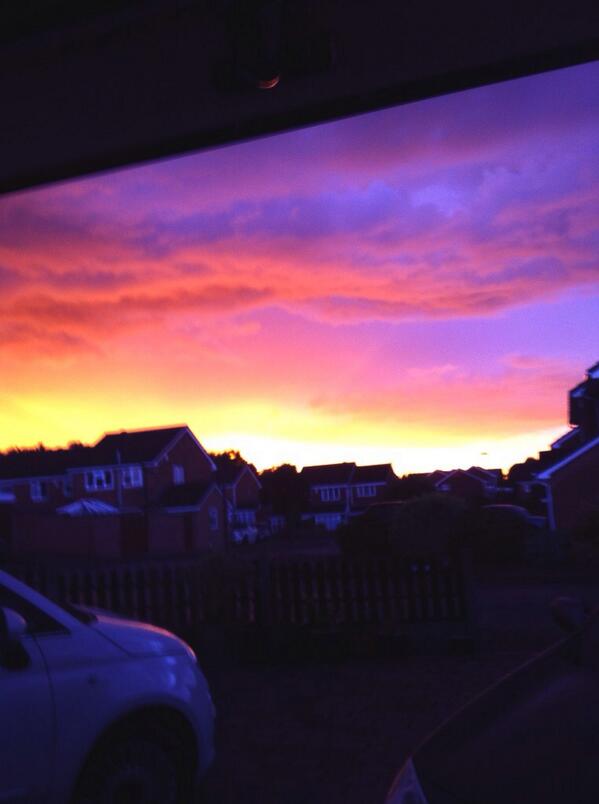 Lin27w's tweet photo. @ExpressandStar ... *stormy weather* Heath Hayes http://t.co/HOWgHeidz7