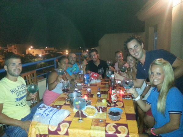 Cruzmi1987's tweet photo. Gingtonada!!@Dresga @MariiaOrtiz1 @irledesma @joseal1990 @Garcia88Paula http://t.co/eZ00UgyGOR