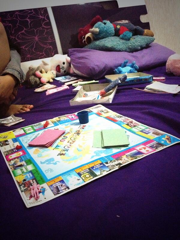 _BellaGapNew's tweet photo. Monopoli in the morning and I lost 😔😭 http://t.co/TNwQv3pU1a