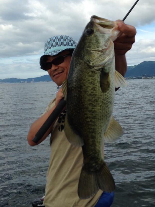 hirofumi70's tweet photo. ナツイ響き！ガーサス(T ^ T) RT @japangetty: ガニングシャフト‼ 電撃!!ww http://t.co/mIxFcfdkoo