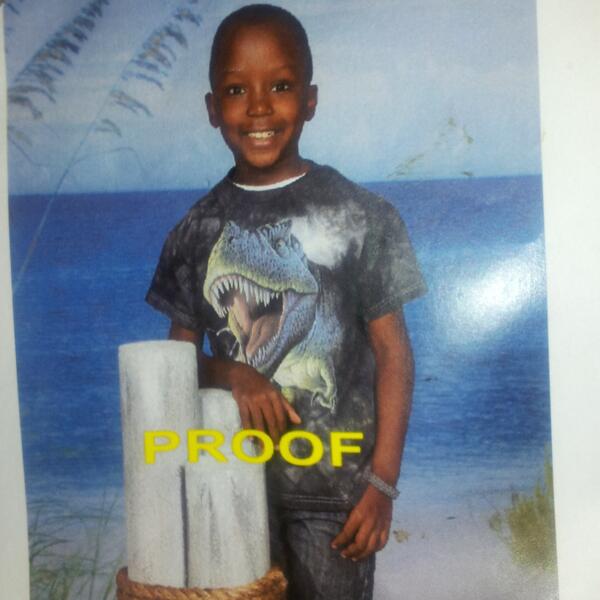 NideZimemo's tweet photo. @Juvenile131TC  Your lil nephew posing like he is grown. http://t.co/A2mENgDUtO