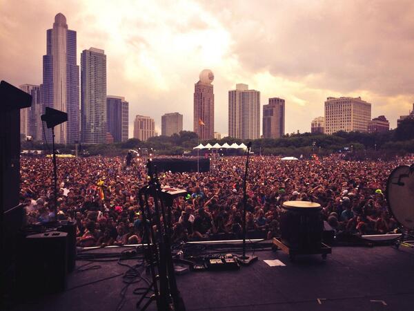 Imaginedragons's tweet photo. #Lolla was amazing.Crowd surfing &amp; midset power out (not so amazing ha).U stuck it out w/ us &amp; that's real rock&amp;roll http://t.co/In8ZlHVMGf