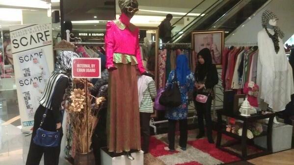 RT @ScarfMagazine <a href="/errinugaru62/">ErrinUgaru|| 5B6D768</a> salah satu booth yg ada di #FashionetteMarket