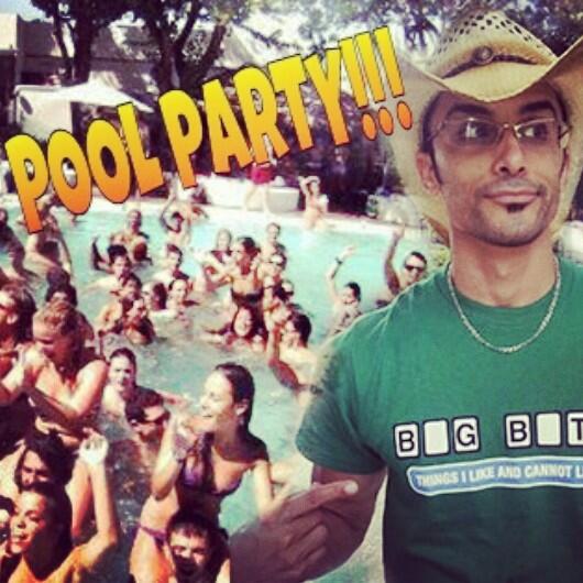 ChristianSola's tweet photo. TODAY at my place LETS DO THIS!  12pm http://t.co/m7ue0oarVr