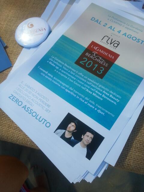 Trid_Ent's tweet photo. Stasera @zero__assoluto @MatteoZero @DeGasperiThomas #acosticlivesunset #freelive #fregene #rivabeachclub http://t.co/gawPfv1rxw