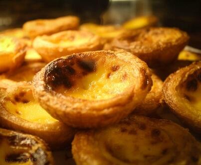 FOTILEGlobal's tweet photo. Ever eaten one of these? Surely it's gotta be one of your favourites? Try our egg tart #recipe http://t.co/2vsSB6KbH9 http://t.co/qJXRd50IKU
