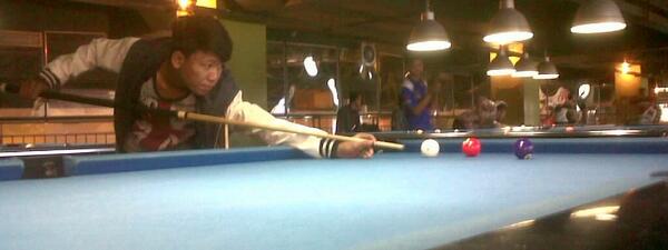 IIRFAANN.. tweet media