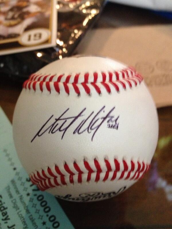 NLyons's tweet photo. @Pirates @BucsCommunity who's autograph is this? http://t.co/OVdPdVr3jX
