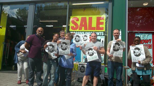 resistunite's tweet image. Zero hours protest at Sports Direct in Birmingham