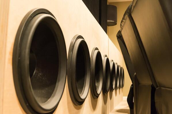 AVS Forum tweet media