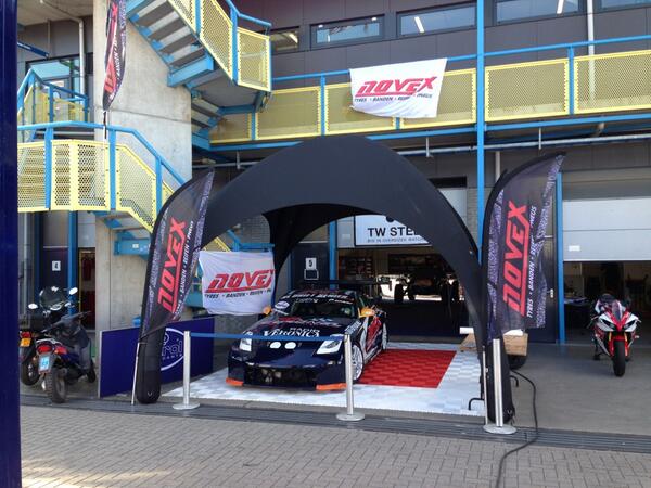 JCSKeuring's tweet photo. En zo staat @TimCoronel_ er weer prima bij op @GammaRacingDay http://t.co/WTgu8E9zYn