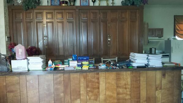 Kris_Cannon's tweet image. Happy to donate to the Back to School drive at New Seasons Christian Ministry from 12pm-2p. 1084 Brentnell Ave. 43219