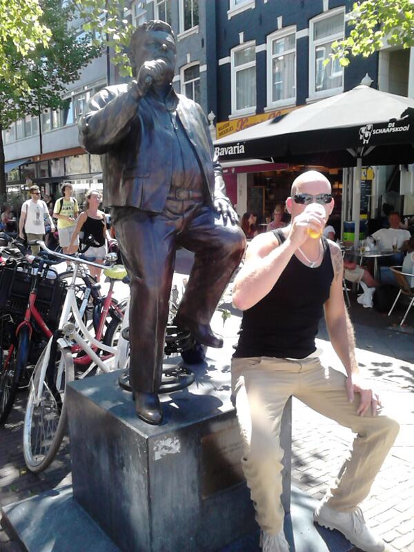 DParijs tweet picture