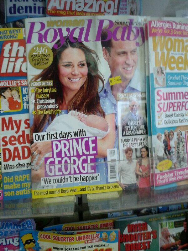 LorraineDuffy_'s tweet image. 2 weeks old and he even has his own magazine! #madness #society #moneyracket !