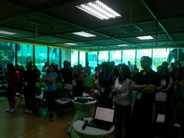 KatongaVzla's tweet photo. Maravillosa atención aquí en @goldsgymve en Maracaibo! Mucha concurrencia en la 2da edición de #EIMVzla!! http://t.co/mde2hjLfwG