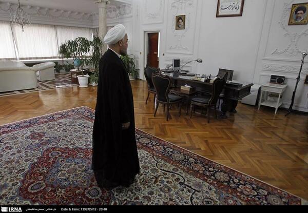 Hassan Rouhani Rouhani In His New Office In The Presidential Palace In Tehran Newbeginning Forward Hope Http T Co Ne0cmc4luh Hassan Rouhani Rouhani In His New Office In The Presidential Palace In Tehran Newbeginning Forward Hope Http T Co Ne0cmc4luh