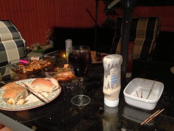 _RPS90's tweet image. Stuffed, happy birthday @adamhurley11! #beerpongtime @EmHarris93 @poppywestacott