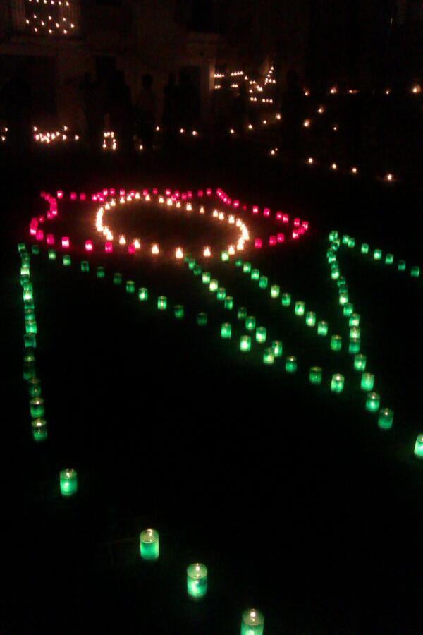 ManelBallester's tweet photo. El casco histórico de Titaguas, iluminado por velas #NocheDeLasVelasTitaguas http://t.co/jIxuTduQ7y