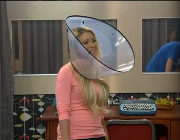 [Image: BQyBS3qCUAA6TmH.png]