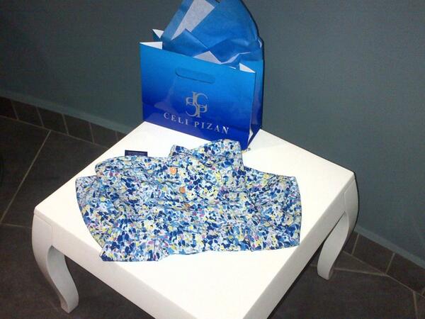 MariGuizado's tweet photo. Retuitea este mensaje y podrás ganar un Vestido de @celipizan Anunciare a la ganadora el miércoles a las 9 PM http://t.co/KUnm8aI5yw