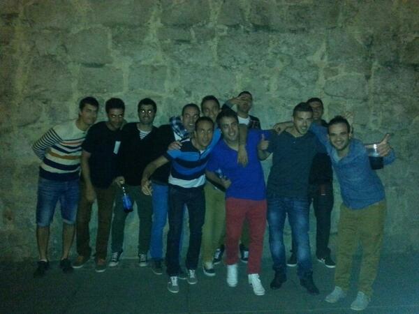 dgromi85's tweet photo. Todos con Piña la niñaa. #Valors #humildat # Seny http://t.co/dgAj3roCeJ