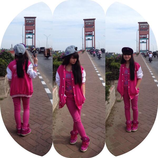 _BellaGapNew's tweet photo. Hi! PALEMBANG 😘🙈 http://t.co/NB3YoKqPwk