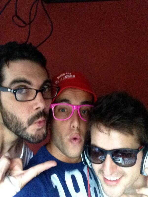 #mañaneo en <a href="/elrecreo2/">EL RECREOOOO!!</a> con <a href="/LorenLillo/">★Loren Lillo★</a>