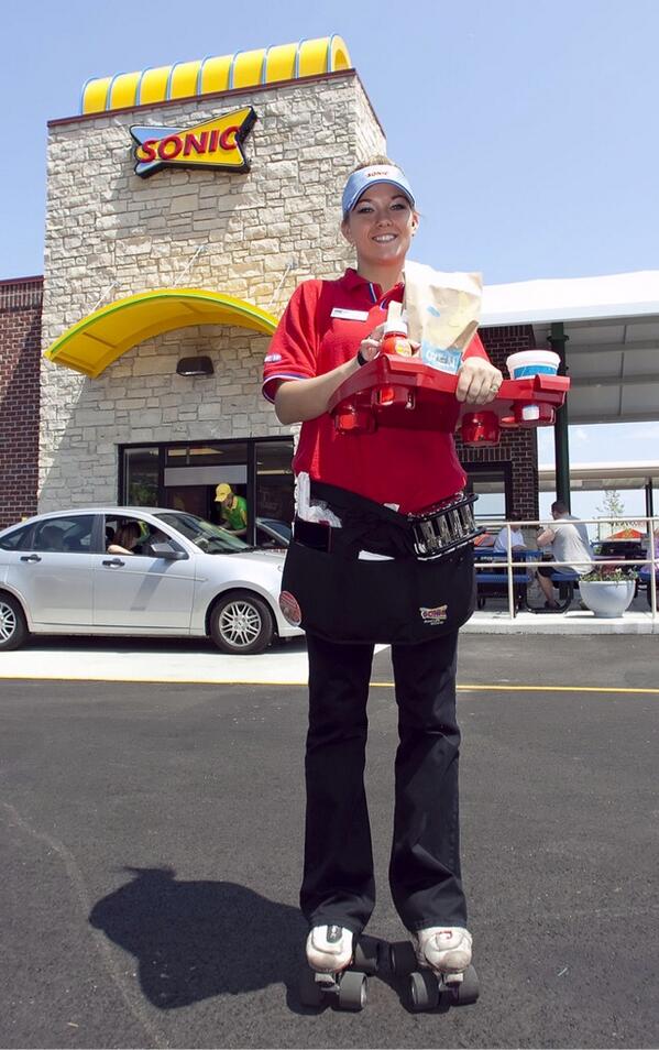 sempiternalgf's tweet image. this isn&apos;t me, obviously, but this is literally all I&apos;ve done with my summer #sonicprobs #sonicflow