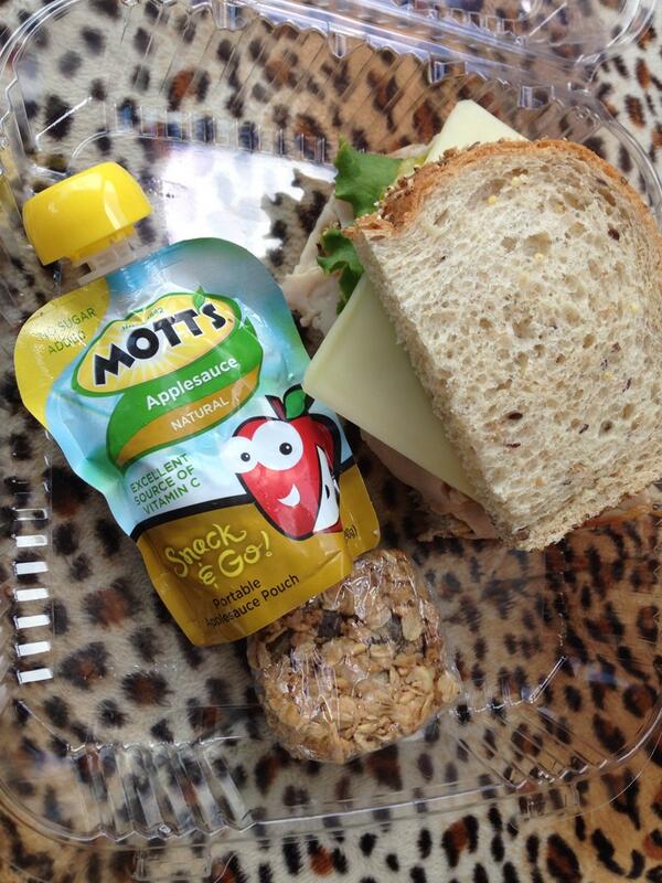 haley_zincke's tweet image. Complements to the RAC café for making me the best post work out lunch EVA😘 #SoSoSoGood