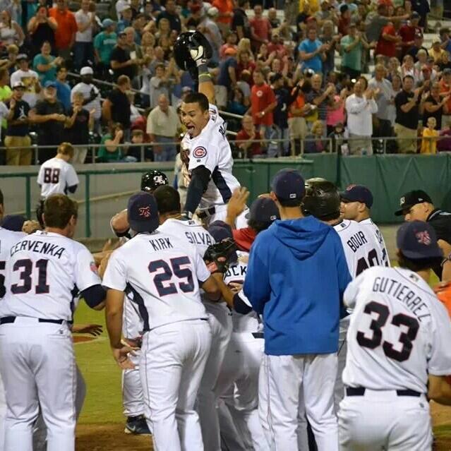 BR14k1TCUAAS9dX.jpg:large