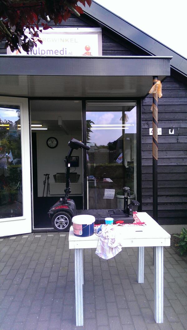 hulpmedi's tweet image. Lekker weer om buiten aan de slag te gaan. #onderhoud