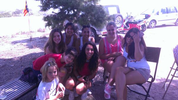 Mês <a href="/VoluntarisCIA/">VoluntarisLaVila</a>  esperant que apleguen ela currants