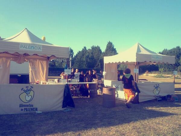 2008lacasa's tweet photo. Ya tenemos todo preparado!!! http://t.co/NDOOKWHYzb
