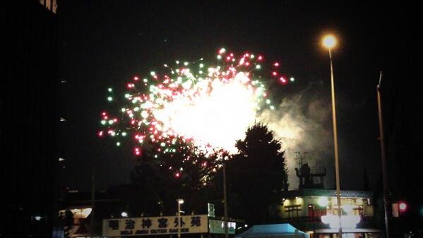 RandomBirdsong's tweet image. 花火を見てきた(^-^)