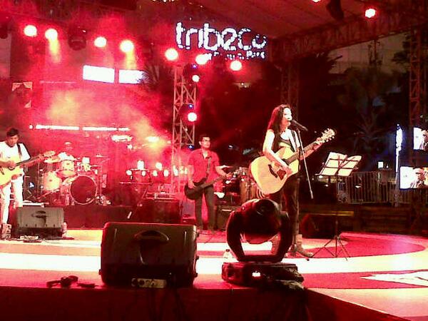 mayor_ex's tweet image. Merahh putih teruslah berkibarrr....:) kerennn mbak@oppieandaresta makasihhhh... :)