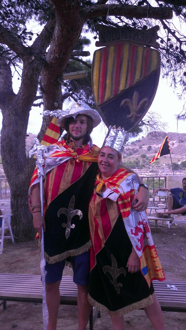 Cediendo el trono entre Paqui y <a href="/TomasSirvent/">Tomás</a>