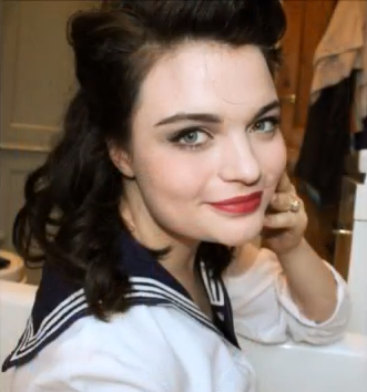 1940sHairstyles's tweet image. How-To 1940s Makeup Tutorial - wp.me/p3xpnU-m1 #1940sMakeup #1940sTutorial #MakeupHowto