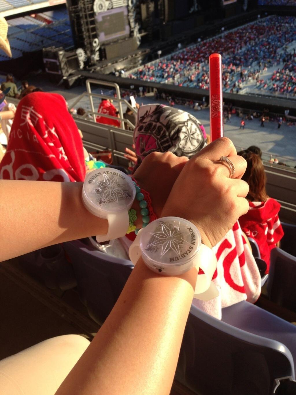 BR78P_8CcAEPS-5.jpg:large