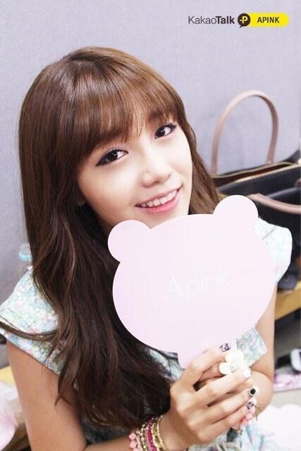 ApinkMY's tweet photo. 130818 Apink Kakaotalk (Eunji's Birthday) 1 #HappyVirusEunji http://t.co/sbHfRraBCa