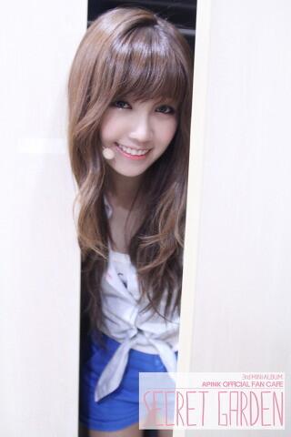 ApinkMY's tweet photo. [PIC] 130818 Apink Story (Eunji's Birthday) #HappyVirusEunji http://t.co/zf1JqT9Axy
