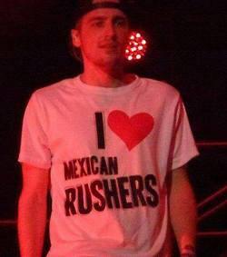 basicallyjm's tweet photo. #KCAMEXICO #BTRPorSerie 
He is the most adorable human being, i love him so much♥ http://t.co/xJtrKWjcPA