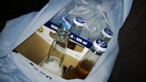 Joniiz18's tweet photo. Coronas para terminar la noche http://t.co/tHJjps0kSL