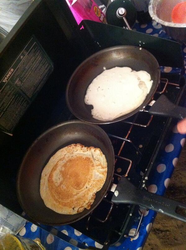 Pannenkoeken op zijn hollands bij het #TulipCafe. Pancakes at the #TulipCafe. The #Dutch way #moot2013